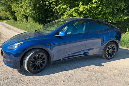 Tesla Model Y 65.000 km 32.900 &euro; Au am Rhein 76474