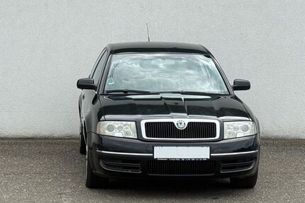 Skoda Superb 120.000 km 4.499 &euro; Kandel 76870