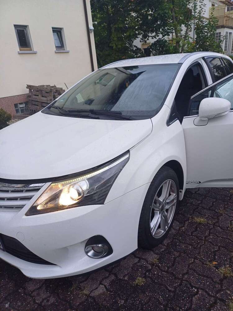 Avensis