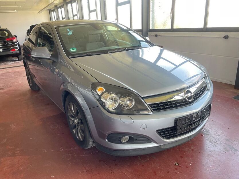 Opel Astra 139.000 km 3.300 € Baden-Württemberg - Hechingen 72379
