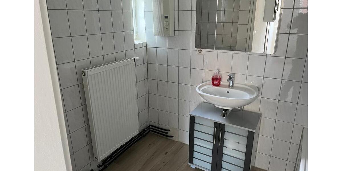 Einfamilienhaus Kämpfelbach - 4 Zimmer, 131 m&sup2;, 280.000&euro; | Angebot:27133484