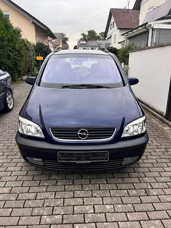 Opel Zafira 122.000 km 2.990 € Baden-Baden 76532