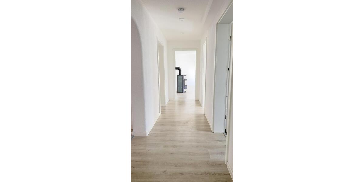 Etagenwohnung Pforzheim Nordstadt - 5 Zimmer, 126 m&sup2;, 1.320&euro; | Angebot:26222355