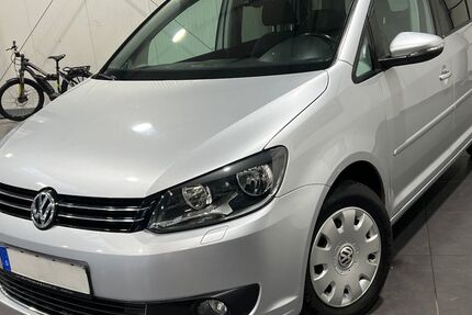 VW Touran 141.000 km 4.995 &euro; Bretten 75015