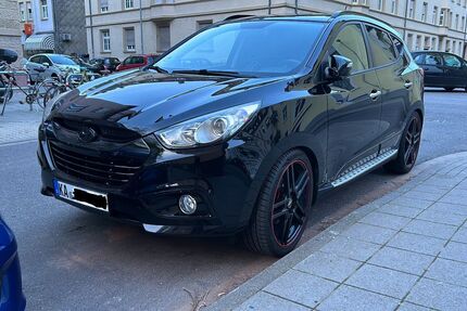 Hyundai ix35 189.000 km 7.600 &euro; Karlsruhe 76185