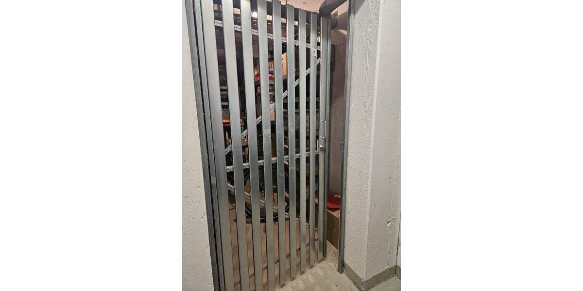 Etagenwohnung Rastatt - 3 Zimmer, 93 m&sup2;, 1.100&euro; | Angebot:25691559