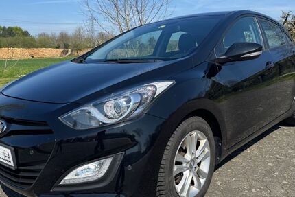 Hyundai i30 136.880 km 7.799 &euro; Eggenstein 76344