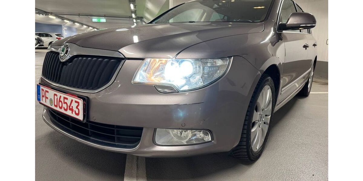 Skoda Superb 260.600 km 5.800 &euro; Pforzheim 75181