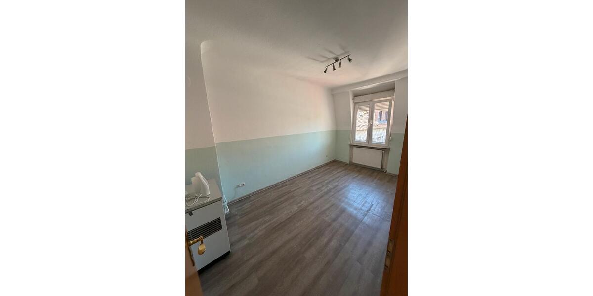 Dachgeschoßwohnung Pforzheim Eutingen - 3 Zimmer, 56 m&sup2;, 170.000&euro; | Angebot:26889099