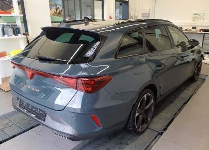 Cupra Leon 22.793 km 32.930 &euro; Ettlingen 76275