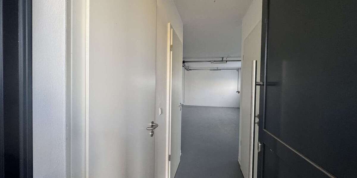 Modernes Reihenendhaus mit Wohn- und Gewerbeanteil + Garten, Garage & 3 Stellplätzen in Rheinstetten 6 zimmer