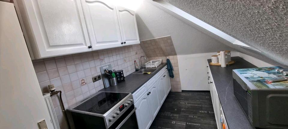 Dachgeschoßwohnung Pforzheim Brötzingen - 3 Zimmer, 53 m&sup2;, 950&euro; | Angebot:25262527