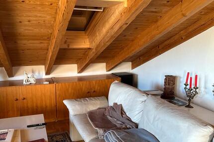 Dachgeschosswohnung in Ka- Grünwettersbach 4 zimmer