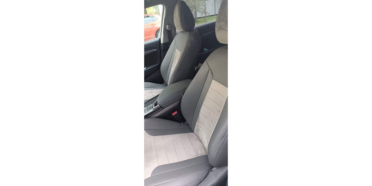 Hyundai i40 166.000 km 10.600 &euro; Karlsruhe 76133