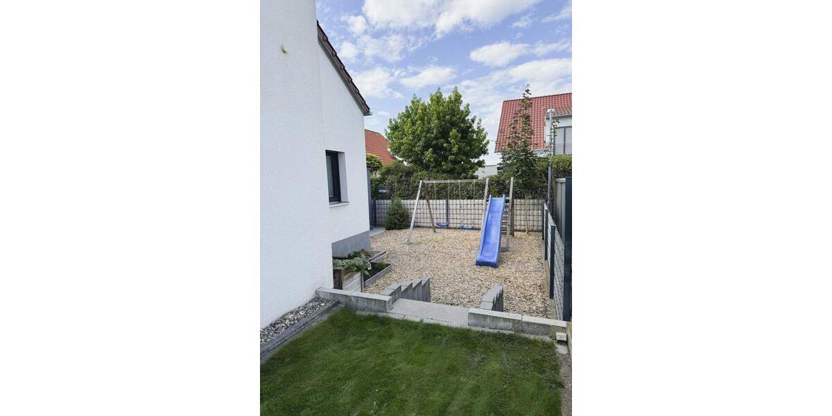 Einfamilienhaus Waghaeusel Kirrlach - 6 Zimmer, 190 m&sup2;, 850.000&euro; | Angebot:25722743