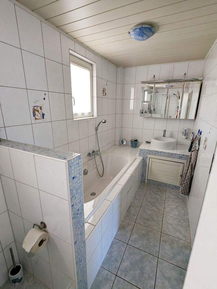 Ländlich und Naturverbunden - Dreifamilienhaus - geringe Hauskosten