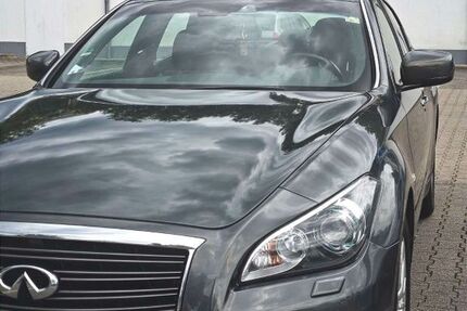 INFINITI Q70 201.637 km 11.800 &euro; pforzheim 75172