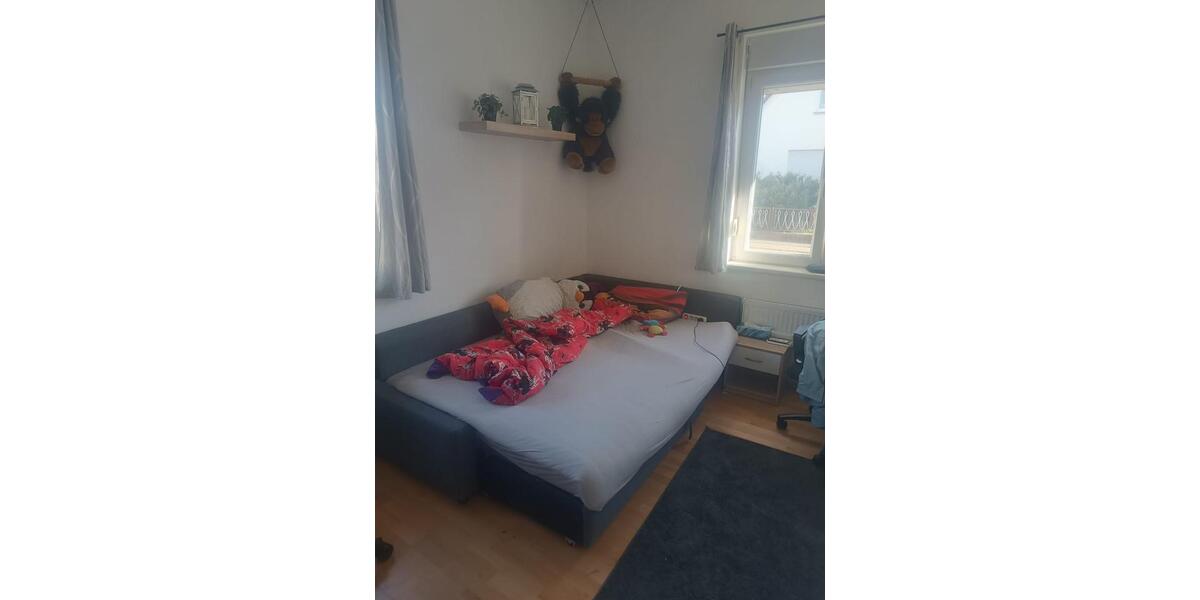 Erdgeschoßwohnung Stutensee - 3 Zimmer, 112 m&sup2;, 1.350&euro; | Angebot:26367605
