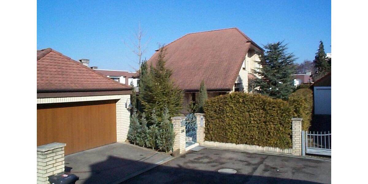 Einfamilienhaus Ettlingen - 8 Zimmer, 250 m&sup2;, 1.000.000&euro; | Angebot:26919466