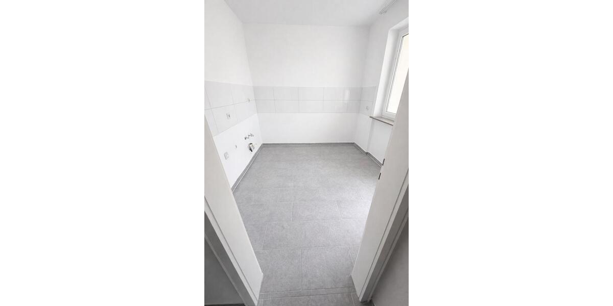 Etagenwohnung Pforzheim Weststadt - 2 Zimmer, 56 m&sup2;, 600&euro; | Angebot:25381685