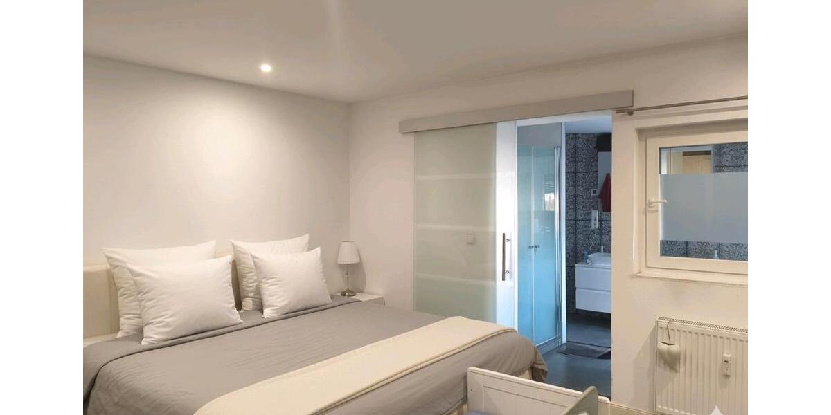 Exklusives Wohnerlebnis: ca.130qm Wohnung + Büro + XL Keller 3.5 zimmer