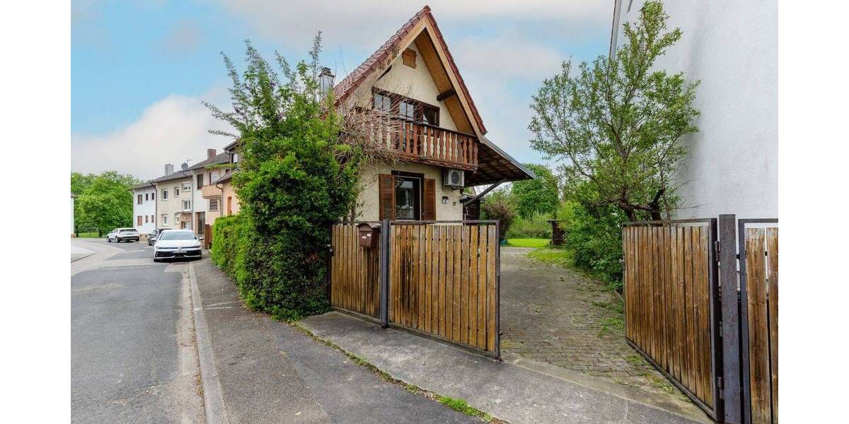 Doppelhaushälfte Pfinztal Berghausen - 3 Zimmer, 100 m&sup2;, 740.000&euro; | Angebot:26455354