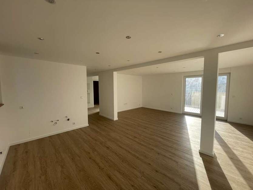 Wohnung zum Mieten in Böchingen 913 € 83 m²