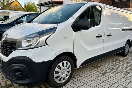 Renault Trafic 333.700 km 5.300 € Karlsruhe 76149