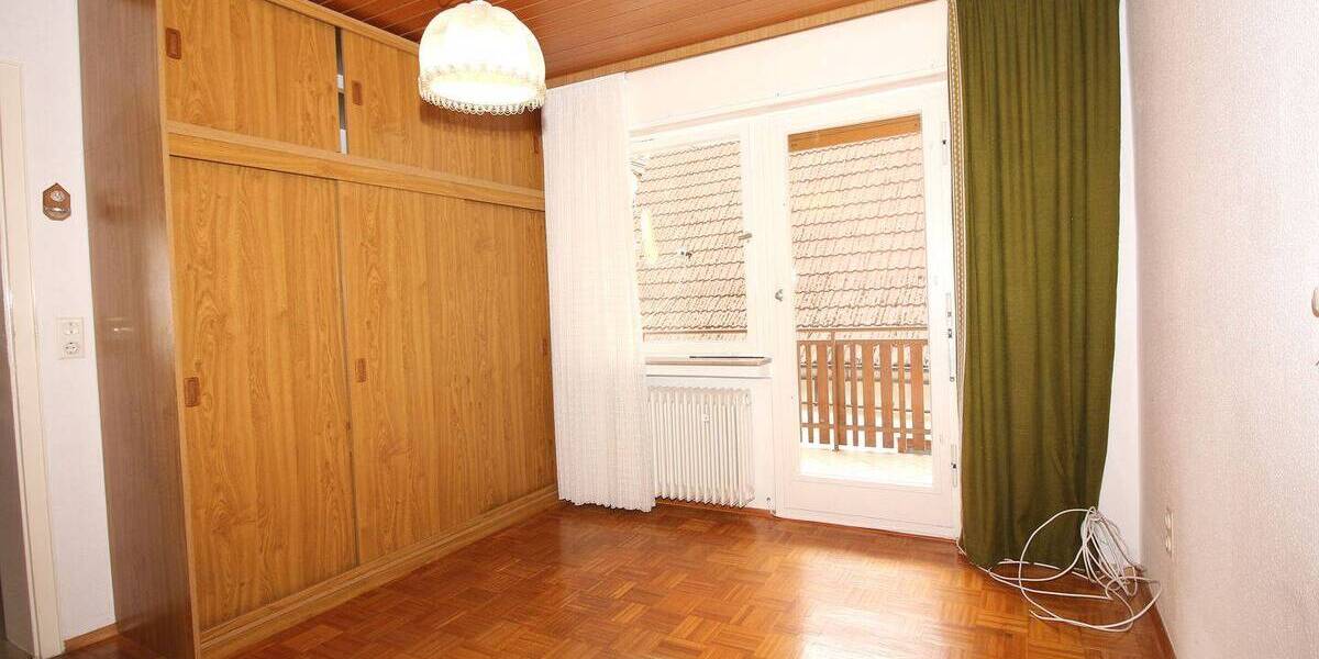 Einfamilienhaus Gaggenau Michelbach - 8 Zimmer, 170 m&sup2;, 310.000&euro; | Angebot:26908916