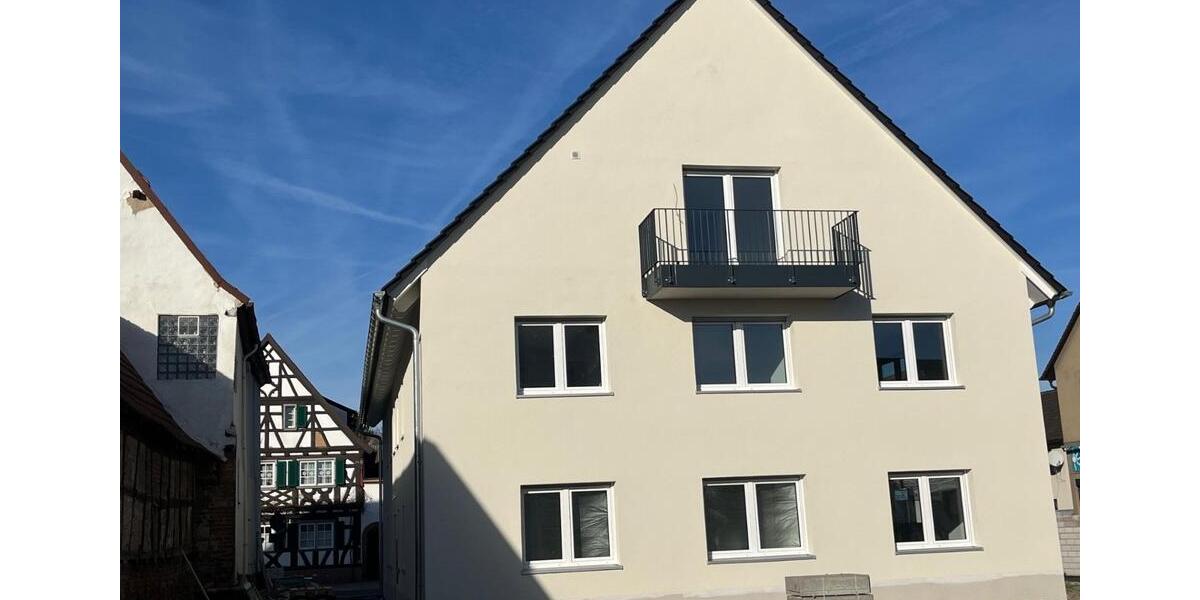 Gehobene 3-Zimmer-Wohnung, 1 OG, Balkon, KfW40-Neubau, Inkl. EBK 3 zimmer