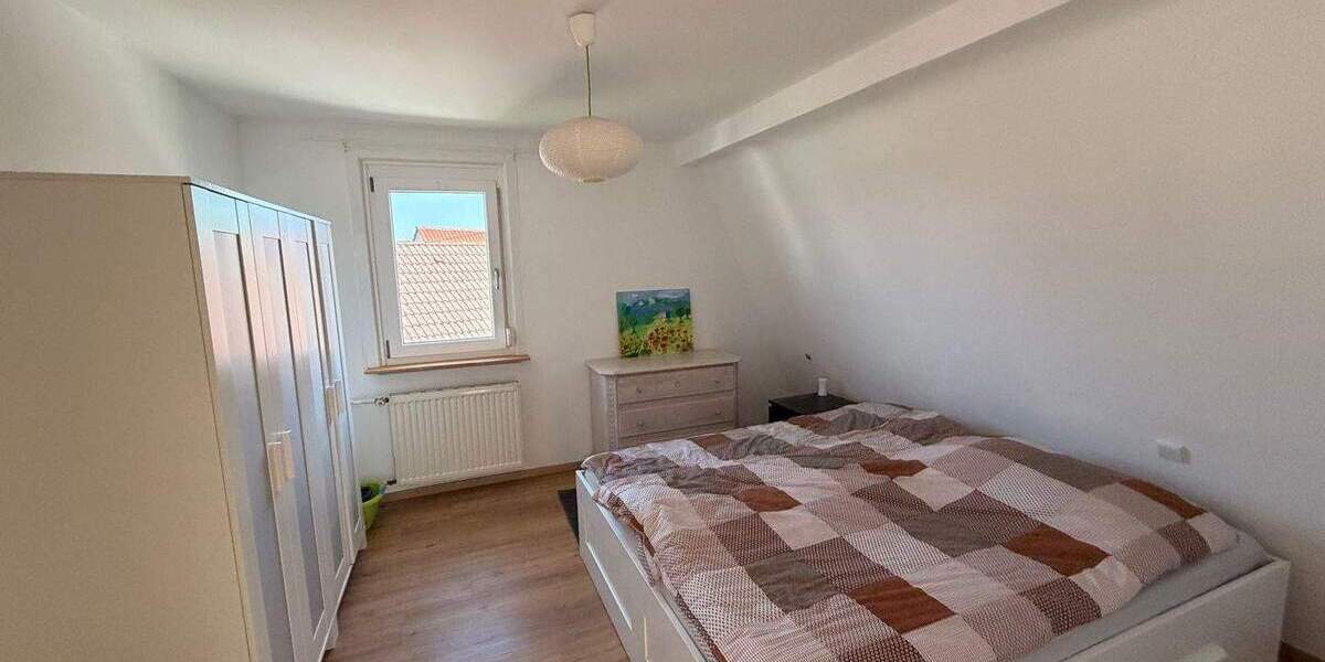 Doppelhaushälfte Straubenhardt Conweiler - 2 Zimmer, 112 m&sup2;, 310.000&euro; | Angebot:25692839