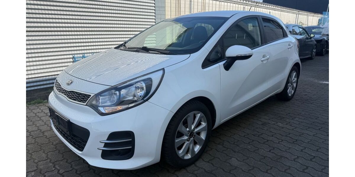 Kia Rio 142.000 km 6.000 &euro; Ötigheim 76470