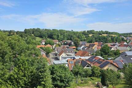 Haus zum Kaufen in Kraichtal 290.000 € 360 m² 13 zimmer