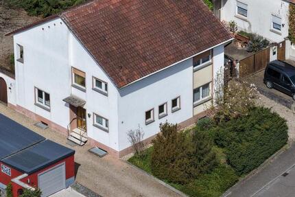 Haus Bellheim - 8 Zimmer, 211 m&sup2;, 585.000&euro; | Angebot:26764941