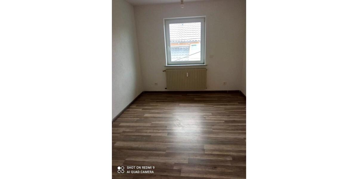 Etagenwohnung Pforzheim Eutingen - 3 Zimmer, 79 m&sup2;, 760&euro; | Angebot:25721455