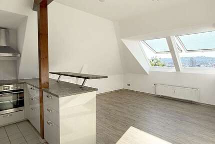 Wohnung zum Kaufen in Stuttgart 349.000 € 74 m²