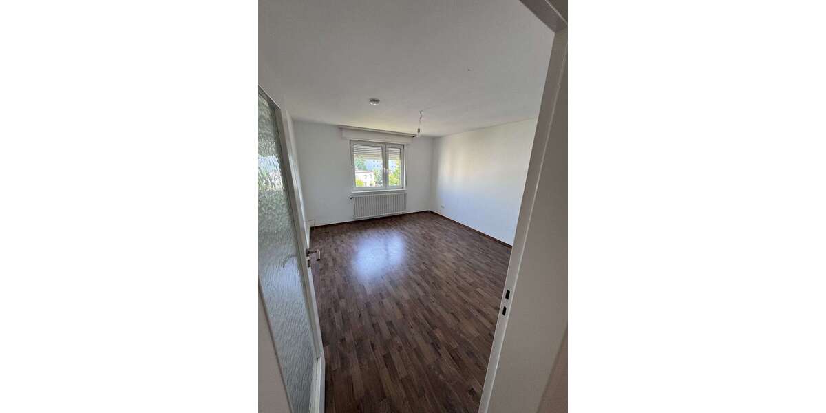 Etagenwohnung Landau - 4 Zimmer, 87 m&sup2;, 890&euro; | Angebot:26739590