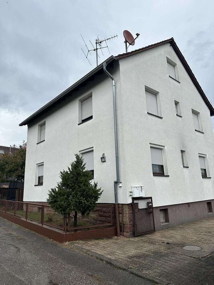 Haus zum Kaufen in Ittersbach 680.000 € 162 m²