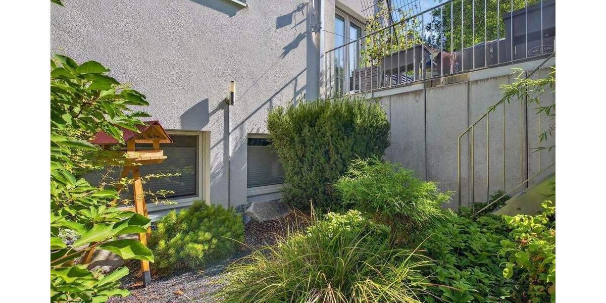 Doppelhaushälfte Malsch - 7 Zimmer, 243 m&sup2;, 775.000&euro; | Angebot:24860356