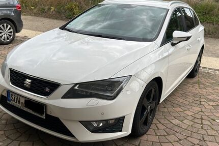 Seat Leon 228.000 km 8.850 € Dierbach 76889