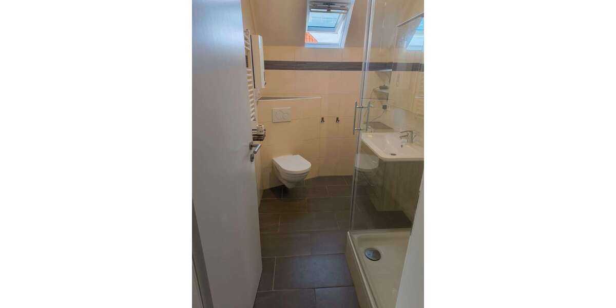 Helle Maisonette mit Dachspitze und Stellplätzen - Maisonettenwohnung Rastatt | Angebot:26302142