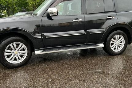Mitsubishi Pajero 226.700 km 16.250 € Rastatt 76437