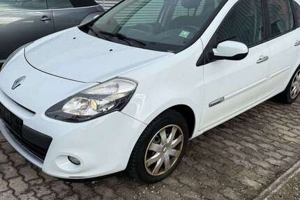 Renault Clio 155.000 km 2.500 &euro; Ötigheim 76470