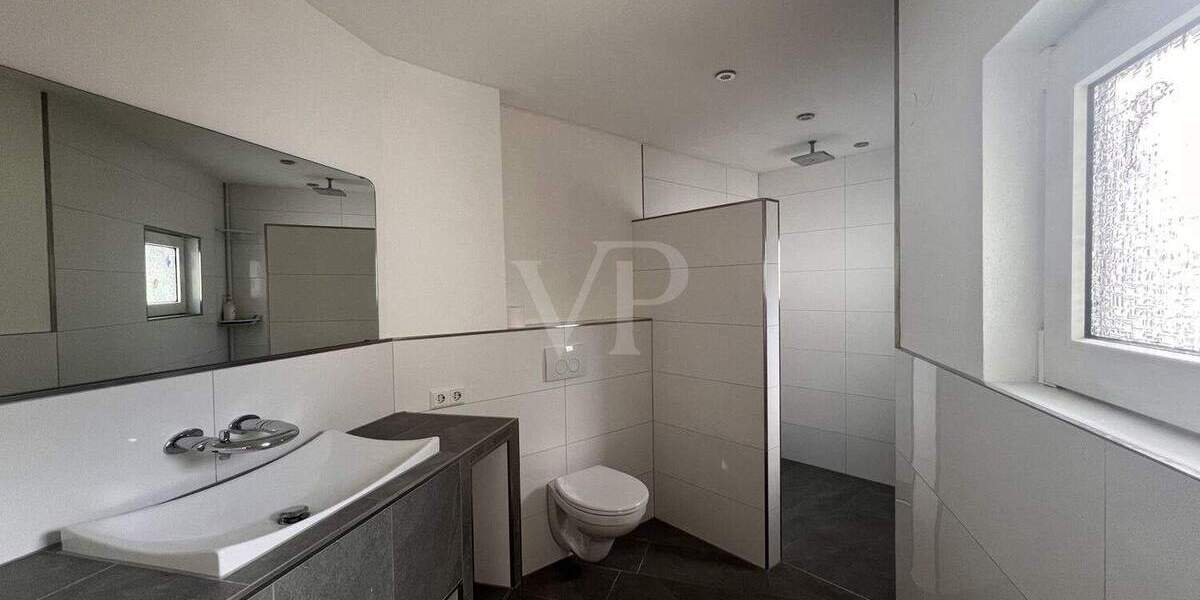 Mehrfamilienhaus, Wohnhaus Baden-Baden Oos - 9 Zimmer, 232 m&sup2;, 590.000&euro; | Angebot:23965432