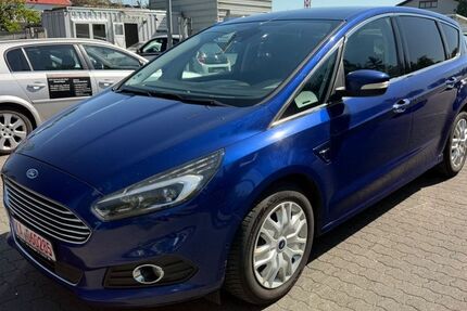 Ford S-Max 315.000 km 4.799 &euro; Karlsruhe 76135