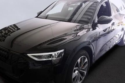 Audi e-tron 47.430 km 39.900 € Ettlingen 76275