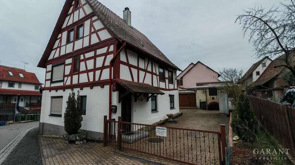 Haus zum Kaufen in Maulbronn 270.000 € 102 m²