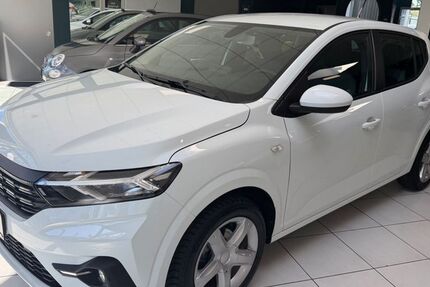 Dacia Sandero 13.000 km 11.898 &euro; Pforzheim 75179