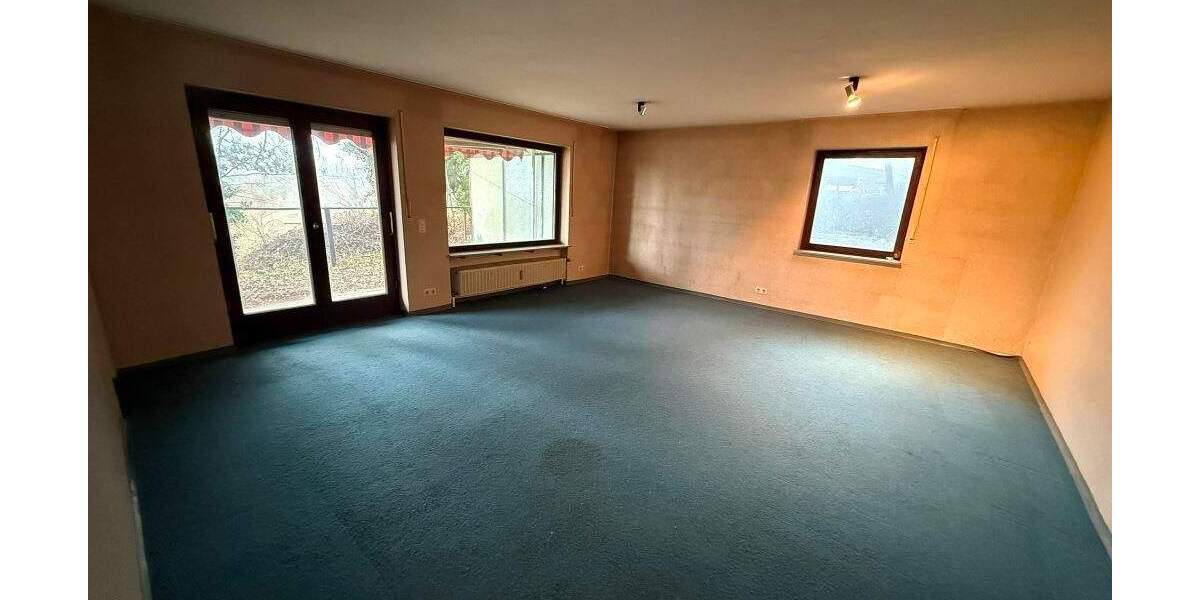Mehrfamilienhaus, Wohnhaus Pforzheim Eutingen - 5 Zimmer, 177 m&sup2;, 349.000&euro; | Angebot:25340560