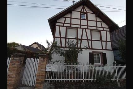 Haus Rastatt - 5 Zimmer, 135 m&sup2;, 1.250&euro; | Angebot:27617793